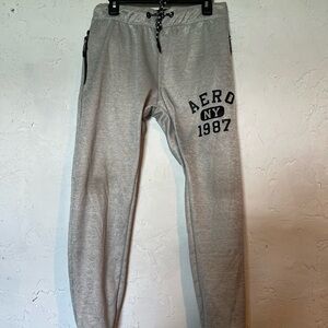 Aeropostale Ladies Joggers Gray Small Athleisure Gym Running Cozy Comfortable